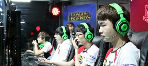 在今日凌晨的LCS常规赛中，TeamLiquid不敌CLGaming拿到赛季第10负